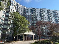915 - 1025 GRENON AVENUE  Ottawa, ON K2B 8S5