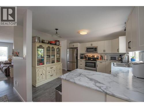 3645 Patten Drive, Armstrong, BC - Indoor Photo Showing Kitchen