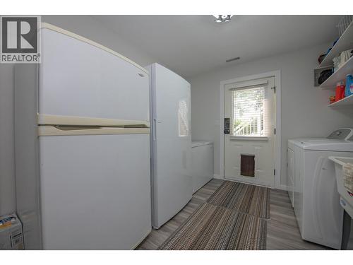 3645 Patten Drive, Armstrong, BC - Indoor Photo Showing Laundry Room
