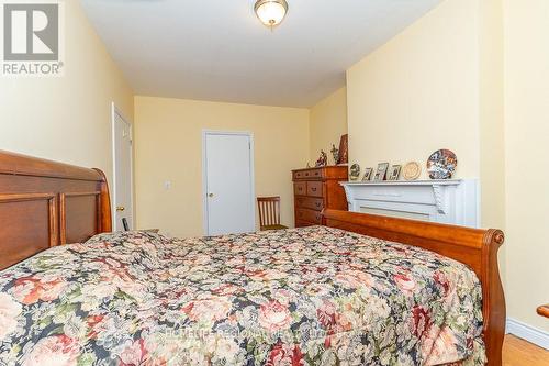 110 Grace Street, Toronto, ON - Indoor Photo Showing Bedroom