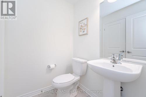 401 - 1034 Reflection Place, Pickering, ON - Indoor Photo Showing Bathroom