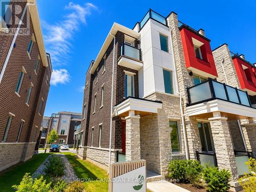 401 - 1034 Reflection Place, Pickering, ON - Outdoor