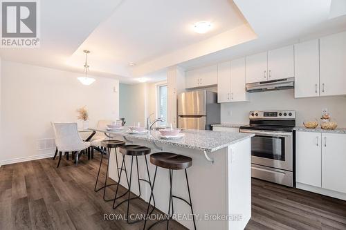 401 - 1034 Reflection Place, Pickering, ON - Indoor Photo Showing Kitchen With Stainless Steel Kitchen With Upgraded Kitchen