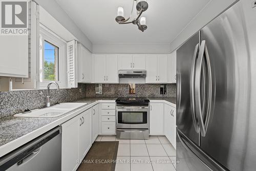 2 Cresthaven Drive, Hamilton, ON - Indoor Photo Showing Kitchen With Double Sink