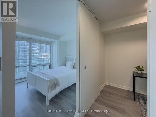 2611 - 81 Navy Wharf Court, Toronto, ON - Indoor Photo Showing Bedroom