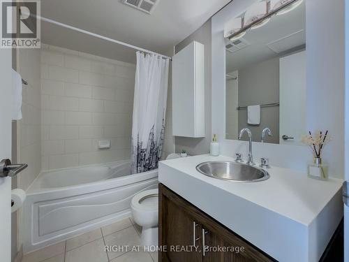 2611 - 81 Navy Wharf Court, Toronto, ON - Indoor Photo Showing Bathroom