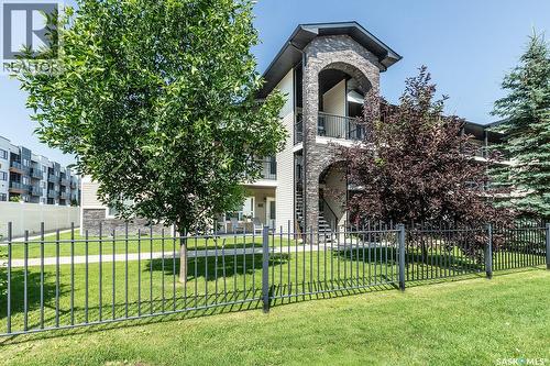 118 125 Willis Crescent, Saskatoon, SK - Outdoor