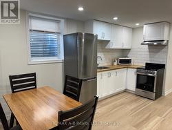 LOWE UNIT - 1522 CAEN AVENUE Woodstock (Woodstock - North), ON N4T 0J8