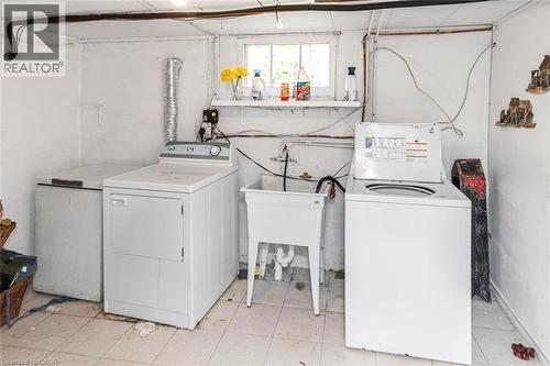 52 Cameron Avenue S, Hamilton, ON - Indoor Photo Showing Laundry Room