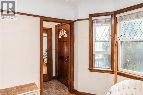 52 Cameron Avenue S, Hamilton, ON - Indoor Photo Showing Other Room