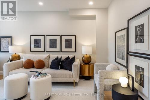 4094 Teakwood Drive, Mississauga, ON - Indoor