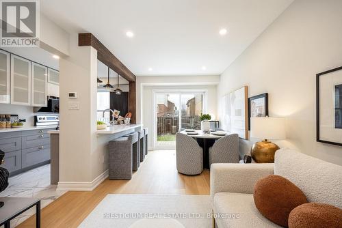 4094 Teakwood Drive, Mississauga, ON - Indoor