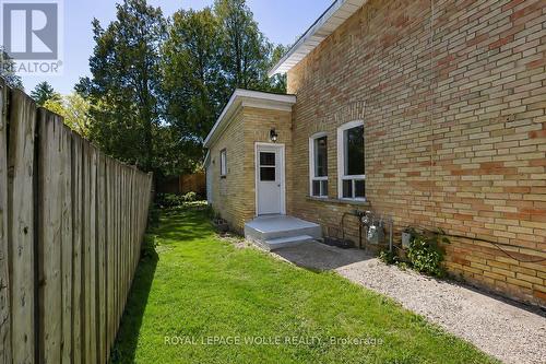 87 Lancaster Street W, Kitchener, ON - Outdoor