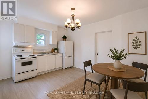 87 Lancaster Street W, Kitchener, ON - Indoor Photo Showing Dining Room