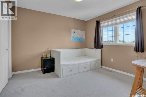 2 3101 Tregarva Road E, Regina, SK - Indoor