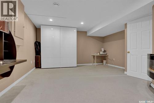 2 3101 Tregarva Road E, Regina, SK - Indoor