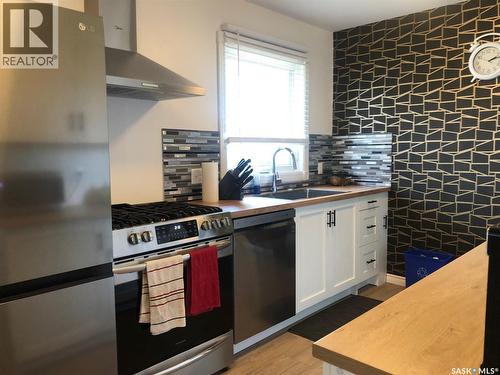 244 Northern Avenue, Canora, SK - Indoor Photo Showing Kitchen With Double Sink
