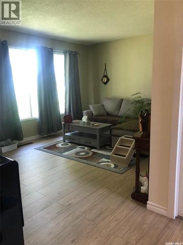 244 Northern Avenue, Canora, SK - Indoor Photo Showing Living Room
