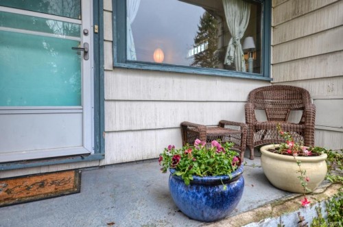 871 Fleming St, Esquimalt, BC 