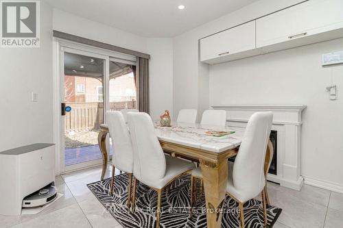 891 Stonebridge Avenue, Mississauga, ON - Indoor Photo Showing Dining Room