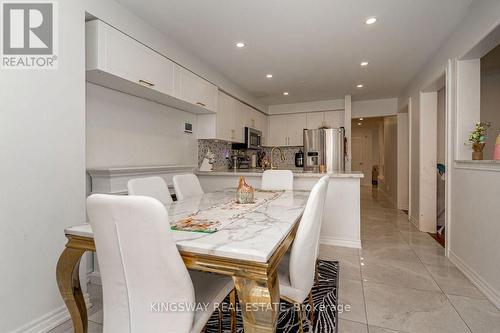 891 Stonebridge Avenue, Mississauga, ON - Indoor Photo Showing Dining Room