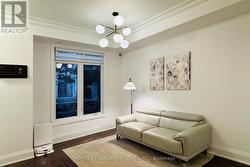 15 - 7 OAKBURN CRESCENT Toronto, ON M2N 2T5
