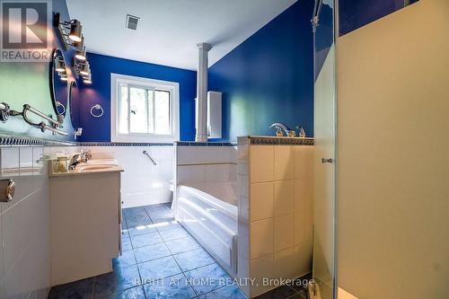 2 Cedarview Drive, Toronto, ON - Indoor