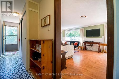2 Cedarview Drive, Toronto, ON - Indoor Photo Showing Other Room