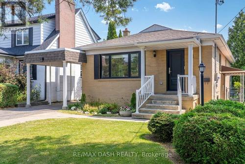 111 Gorman Park Road, Toronto, ON - Outdoor With Facade