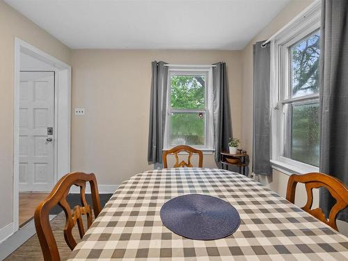 39 Punch Bowl Drive, Halifax, NS - Indoor Photo Showing Dining Room