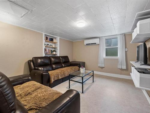39 Punch Bowl Drive, Halifax, NS - Indoor