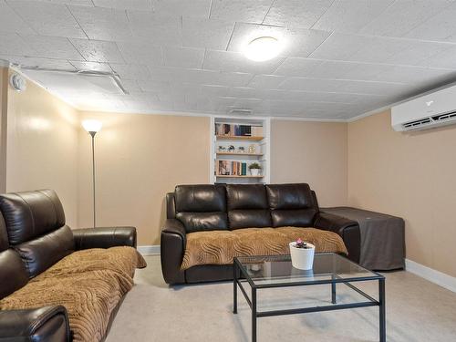 39 Punch Bowl Drive, Halifax, NS - Indoor