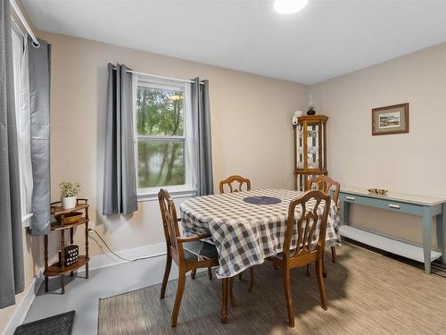 39 Punch Bowl Drive, Halifax, NS - Indoor Photo Showing Dining Room