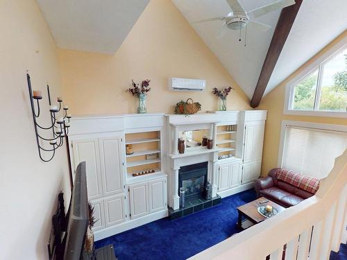 8 Glen Manor Drive, Dartmouth, NS - Indoor With Fireplace