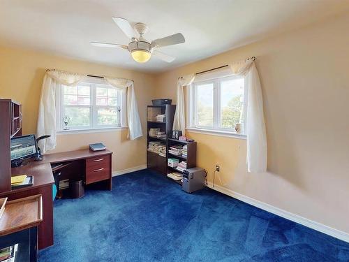 8 Glen Manor Drive, Dartmouth, NS - Indoor
