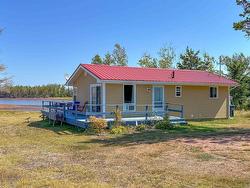 98 Charlie's Lane  South Pinette, PE C1B 0T3