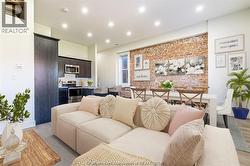 71 KING STREET East Unit# 203 Chatham, ON N7M 1C7