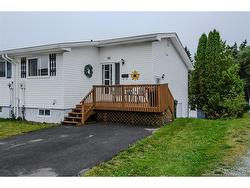 30 Boyaner CRES Saint John, NB E2J 4C7