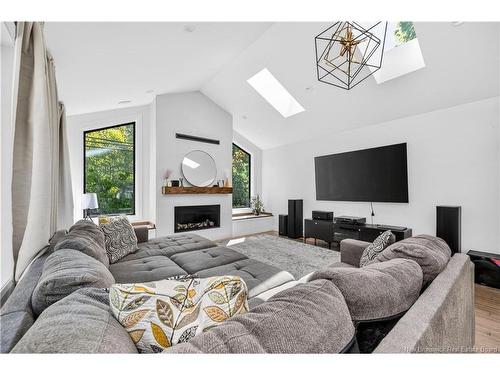 296 Buckingham Ave, Riverview, NB 