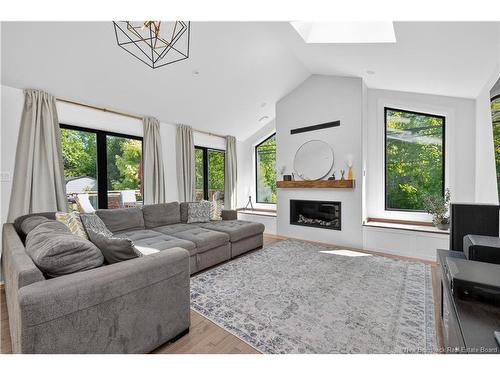 296 Buckingham Ave, Riverview, NB 