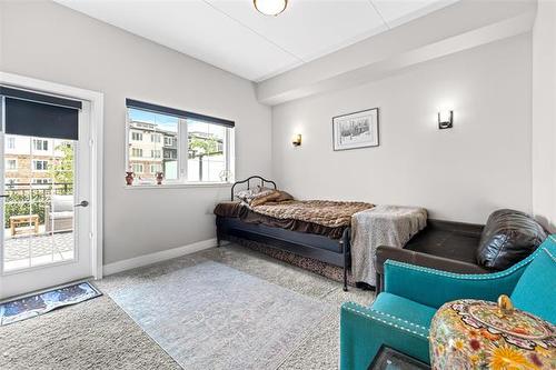112-300 Centre St, Winnipeg, MB - Indoor Photo Showing Bedroom