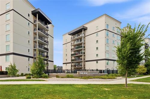 112-300 Centre St, Winnipeg, MB - Outdoor With Balcony