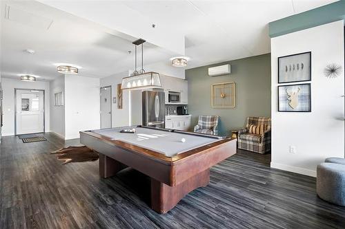 112-300 Centre St, Winnipeg, MB - Indoor Photo Showing Other Room