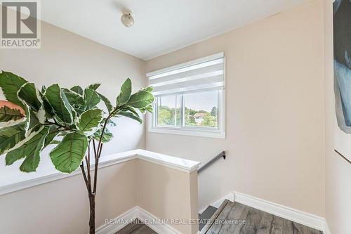 612 Appleby Line, Burlington, ON - Indoor Photo Showing Other Room