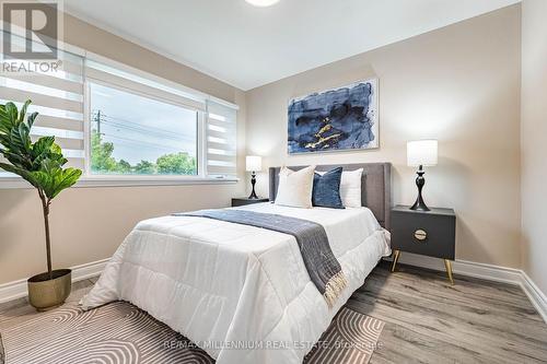 612 Appleby Line, Burlington, ON - Indoor Photo Showing Bedroom