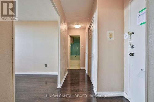 711 - 5 Frith Road, Toronto, ON - Indoor Photo Showing Other Room