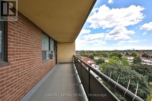 711 - 5 Frith Road, Toronto, ON - Outdoor With Balcony