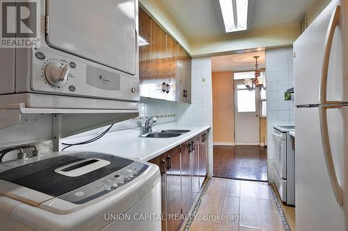 711 - 5 Frith Road, Toronto, ON - Indoor Photo Showing Kitchen With Double Sink
