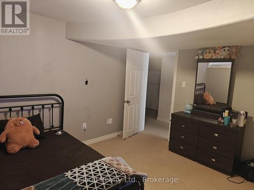 72 Graihawk Drive, Barrie, ON - Indoor Photo Showing Bedroom