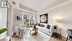 423 - 50 THOMAS RILEY ROAD Toronto, ON M9B 0C5
